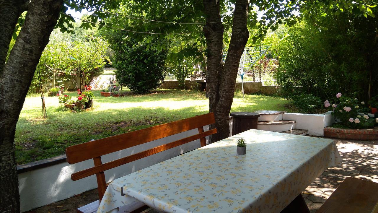 Apartment Drenovica Pula Exterior photo